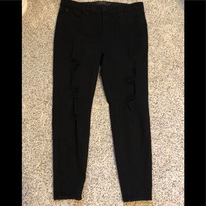 Torrid black destructed Sky High Skinny Jeans 16 R